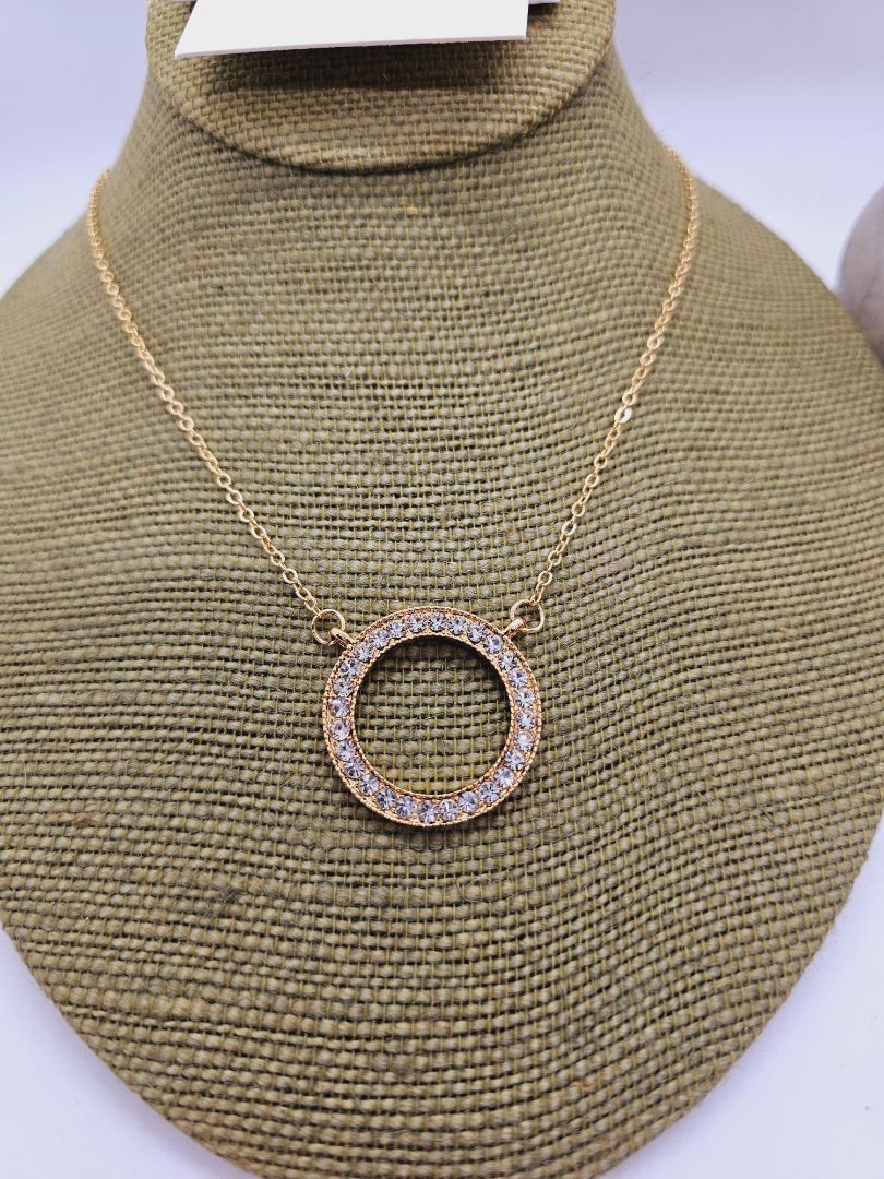 Gold Glitter N Glam Necklace