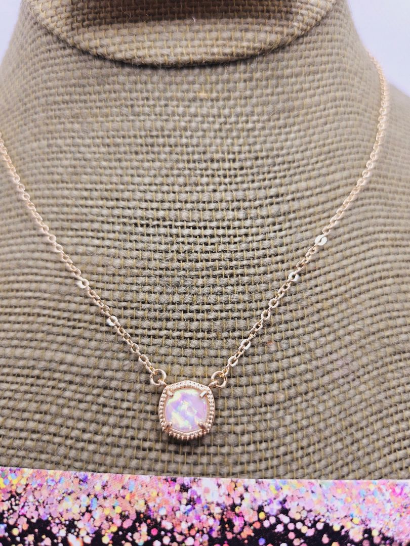 Gold Glitter N Glam Necklace