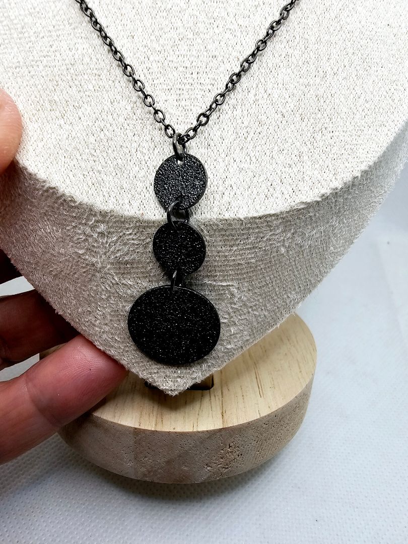 Gunmetal Glitter N Glam Necklace set