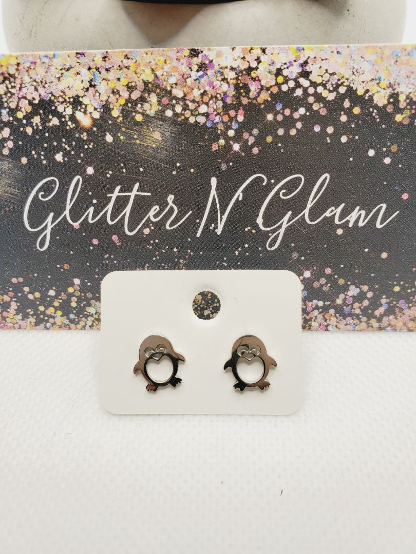 Glitter N Glam 1071 Silver Penquin Stud Earrings