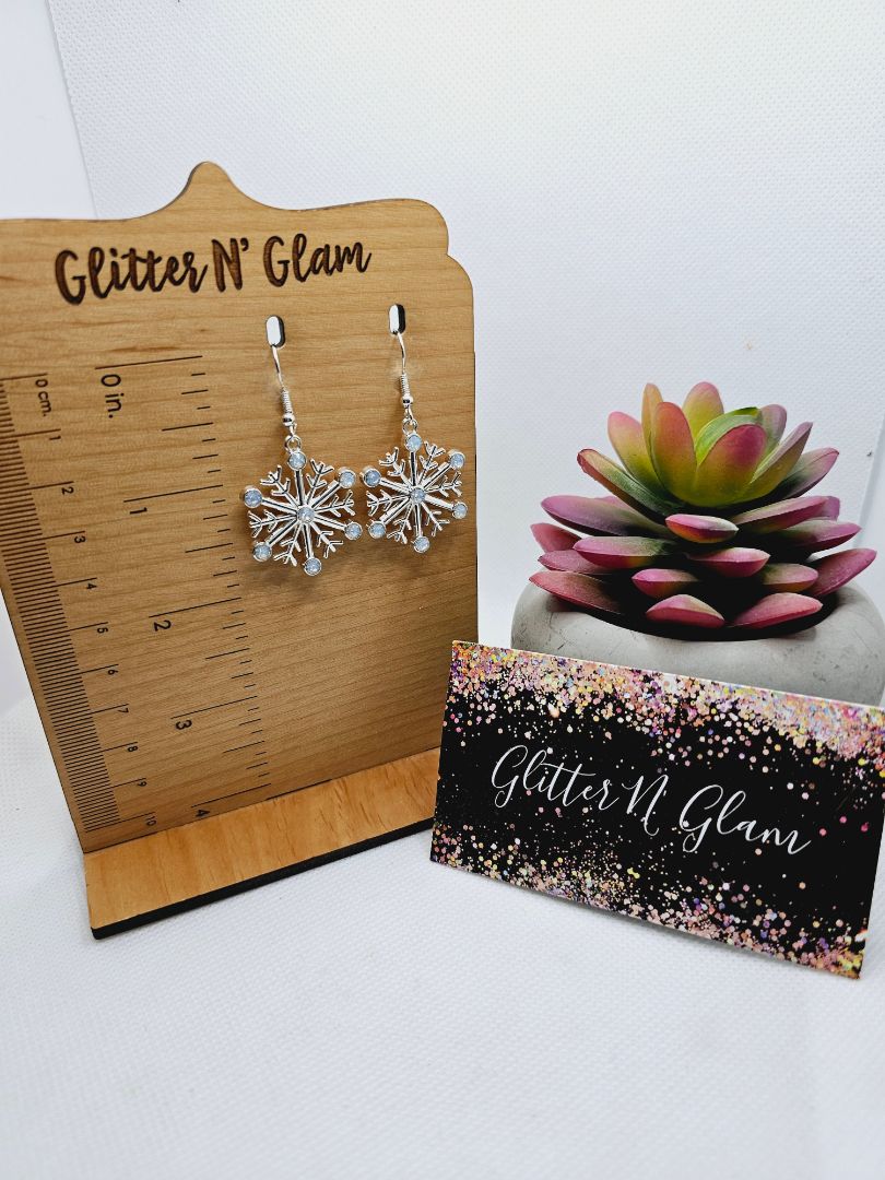 Glitter N Glam 1967 Silver Snowflakes Dangle Earrings