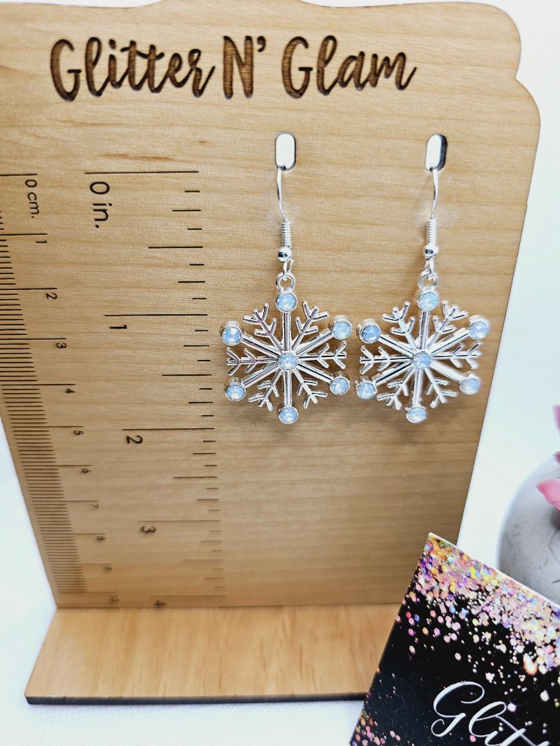 Glitter N Glam 1967 Silver Snowflakes Dangle Earrings