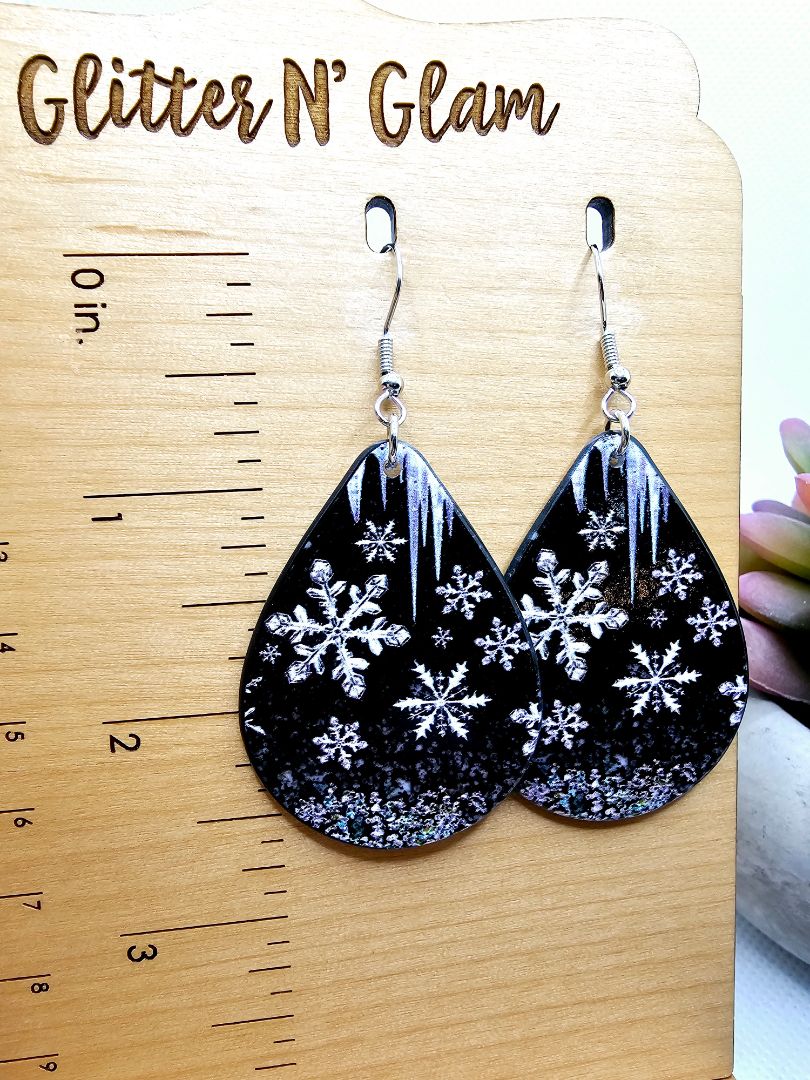 Glitter N Glam 2505 Black with Irrodescent Snowflakes Acrylic Dangle Earrings