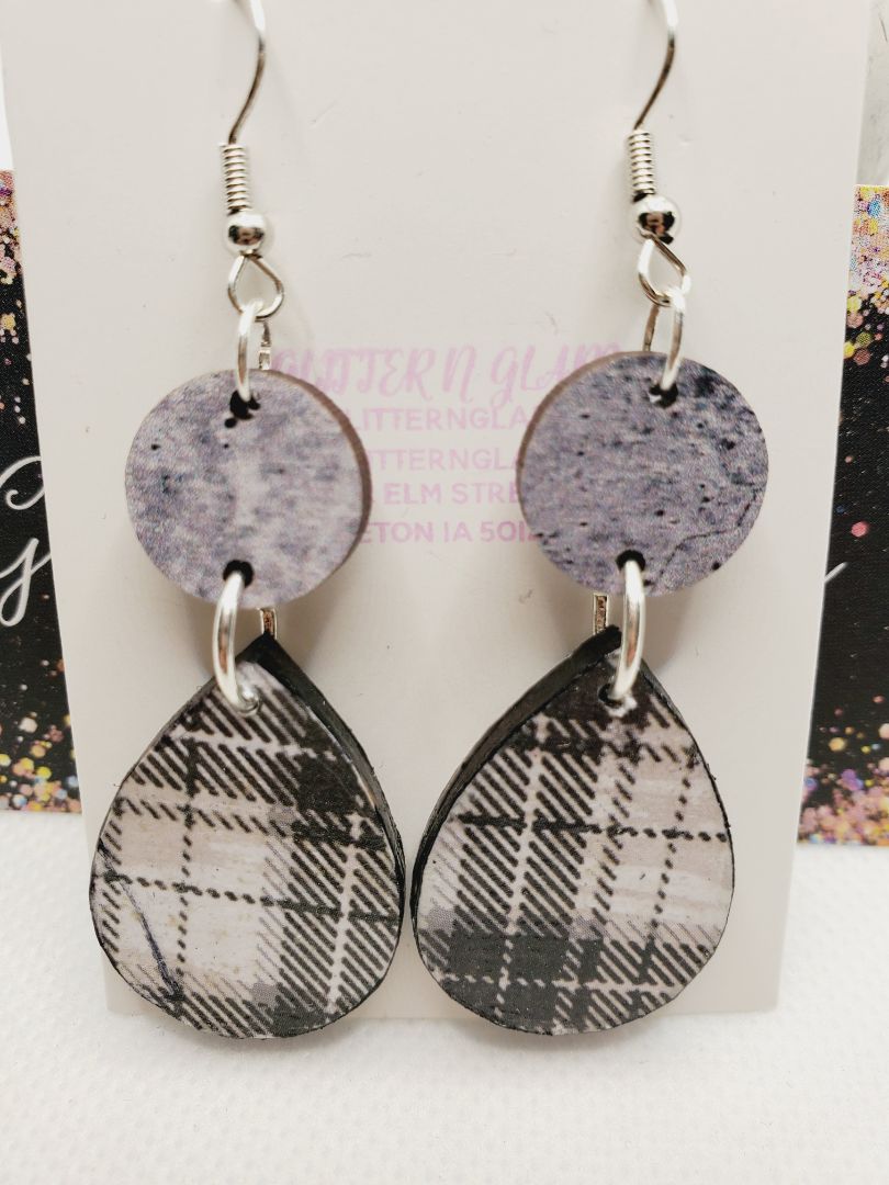 Glitter N Glam 1090 Buffalo Check Wood Dangle Earrings