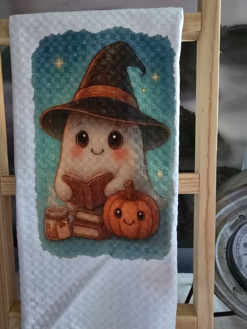 Hand towel with snap Halloween ghost with book, 16 x 28