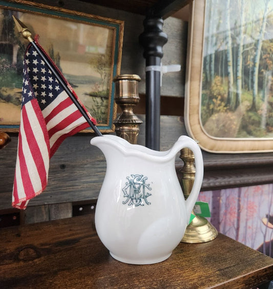 Vintage -Small Restaurant Creamer