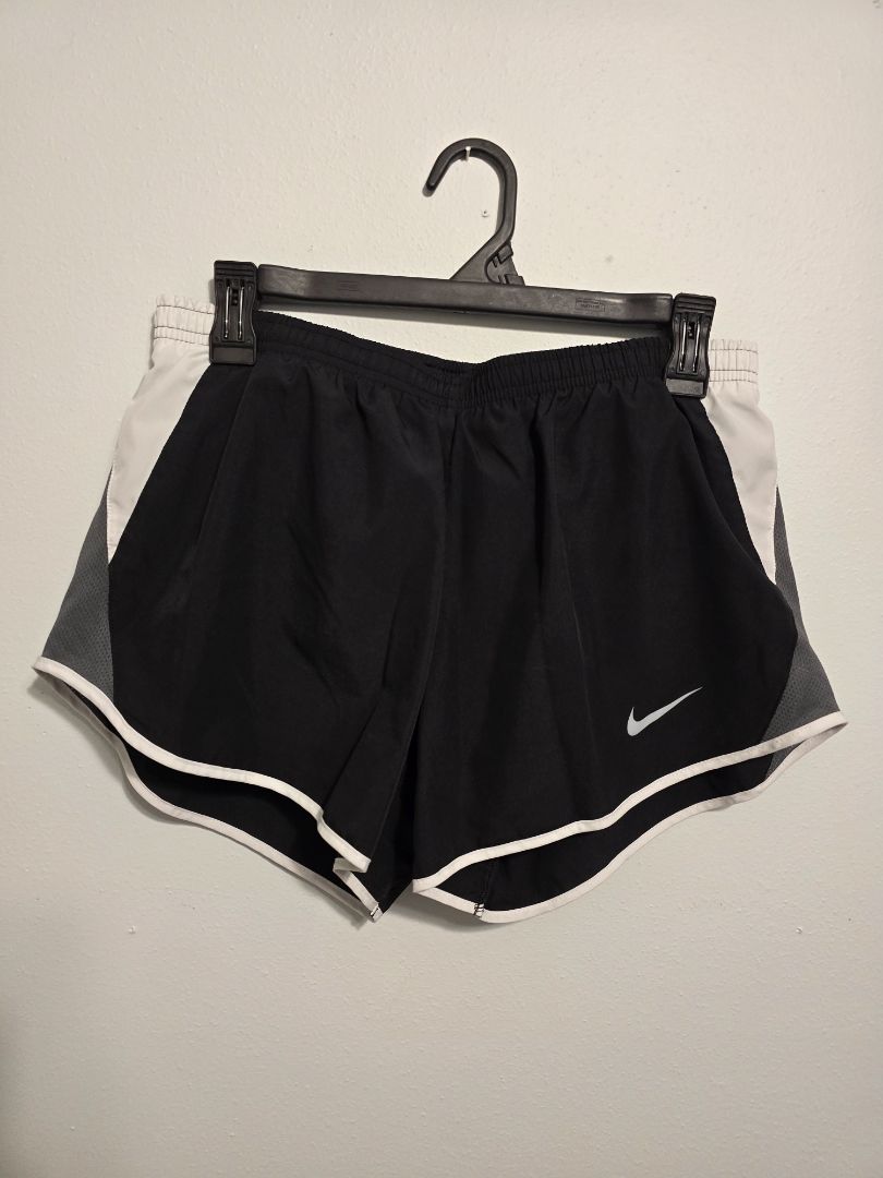 Black NIKE Dri-Fit Shorts, Medium