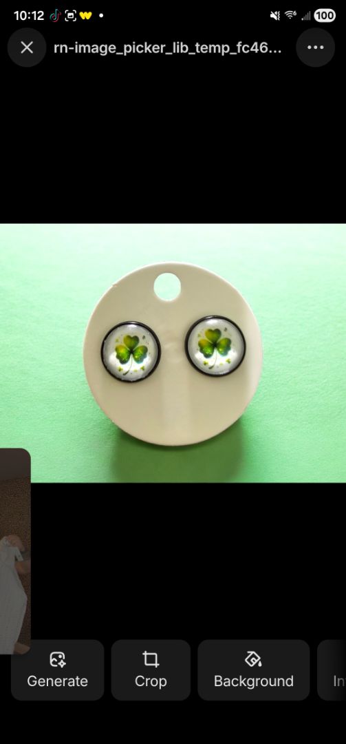 2805 Shamrock Stud Earrings