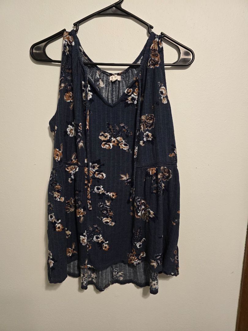 Navy Floral Maurices Sleeveless Top, Small