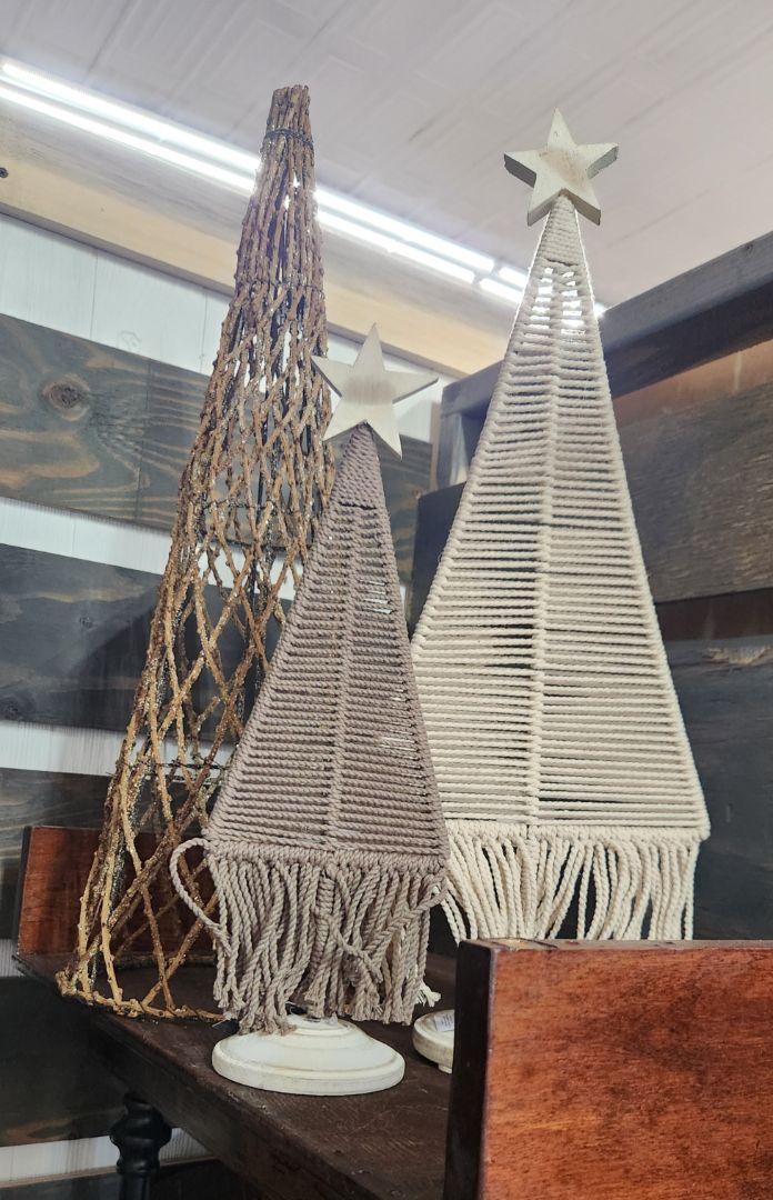 Macrame Tree w/ Wood Star - Tall