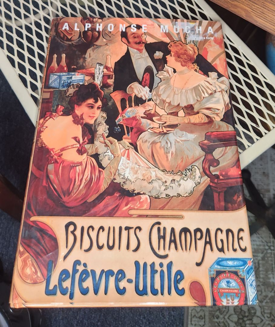 Alphonse Mucho Art Deco Book - Biscuits Champagne