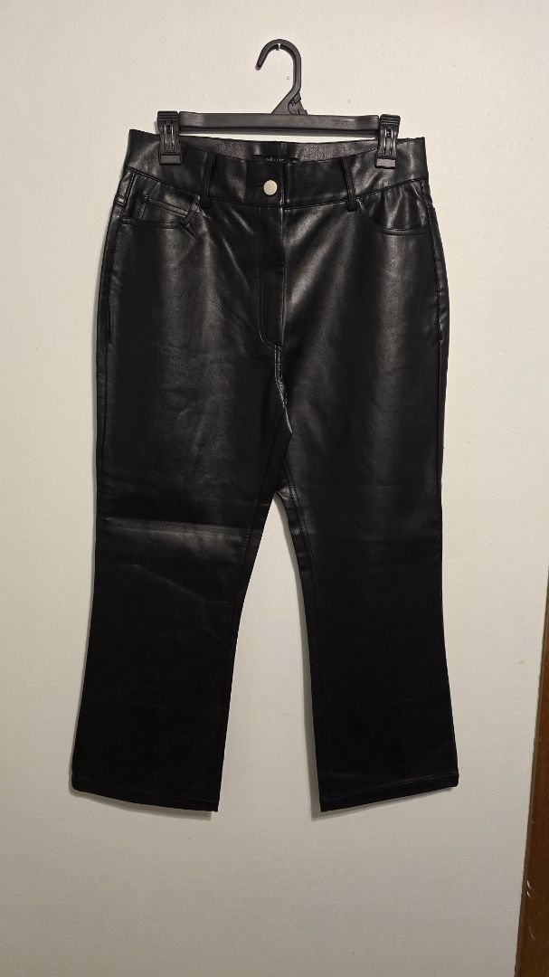Black DELUC. Faux Leather Ankle Pant, Medium