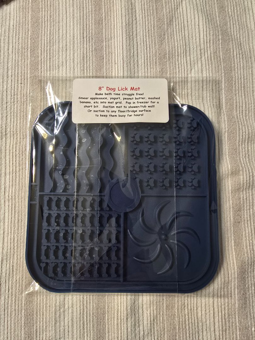 Navy Suctioned Lick Mat, 8" Square