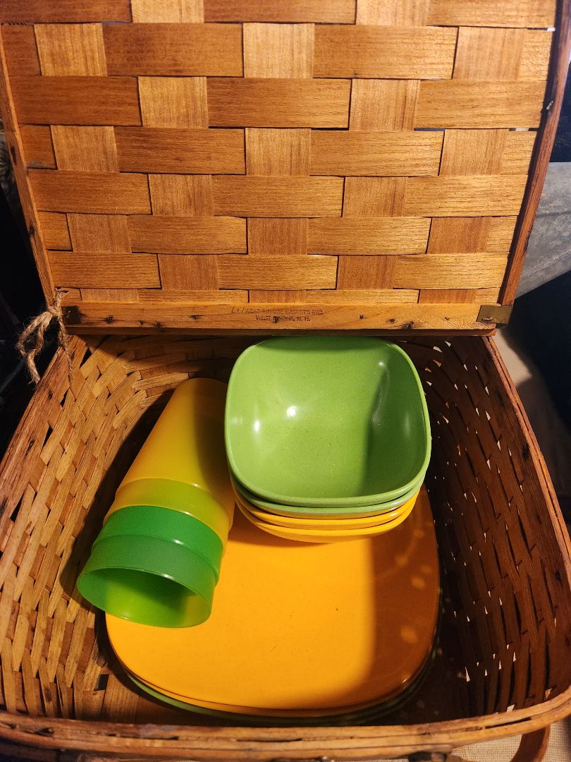 Vintage Basket w/Wood Handles