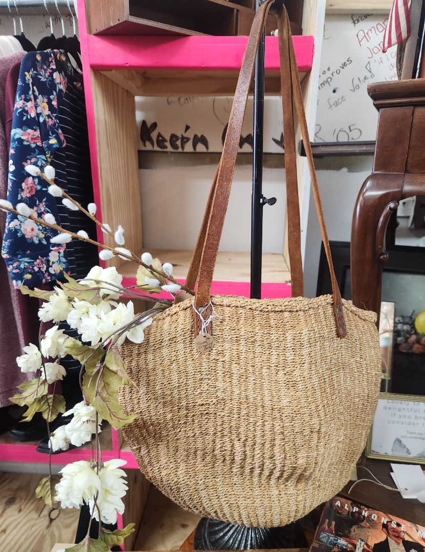 Woven Basket Purse w/Leather Straps