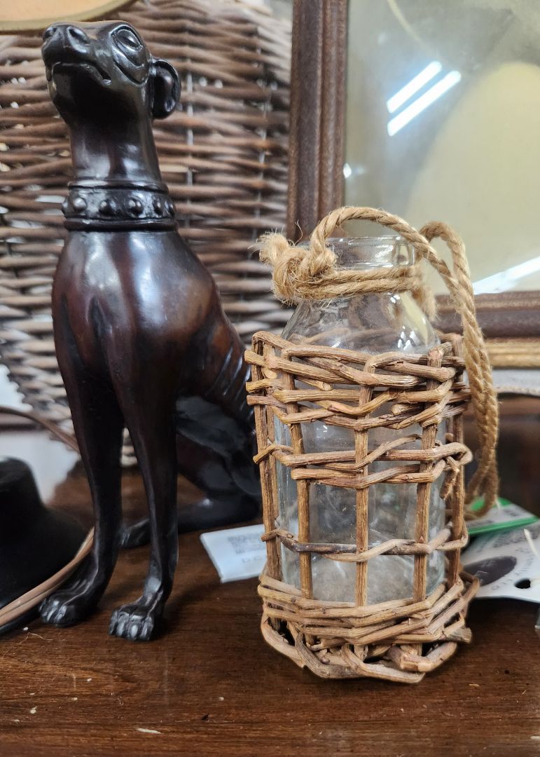 Rattan Wrapped Glass Bottlr