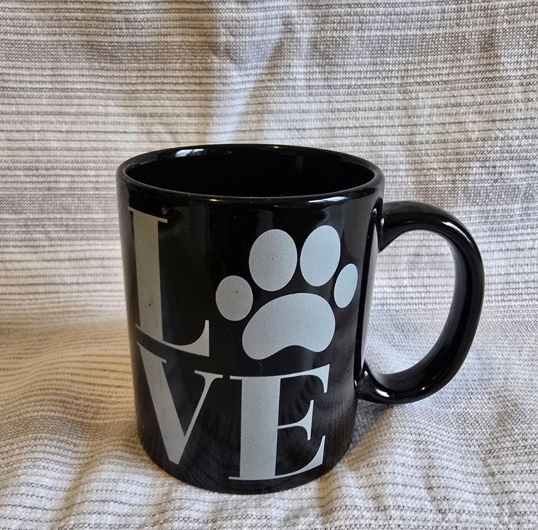 Black Love Paw Coffee Cup
