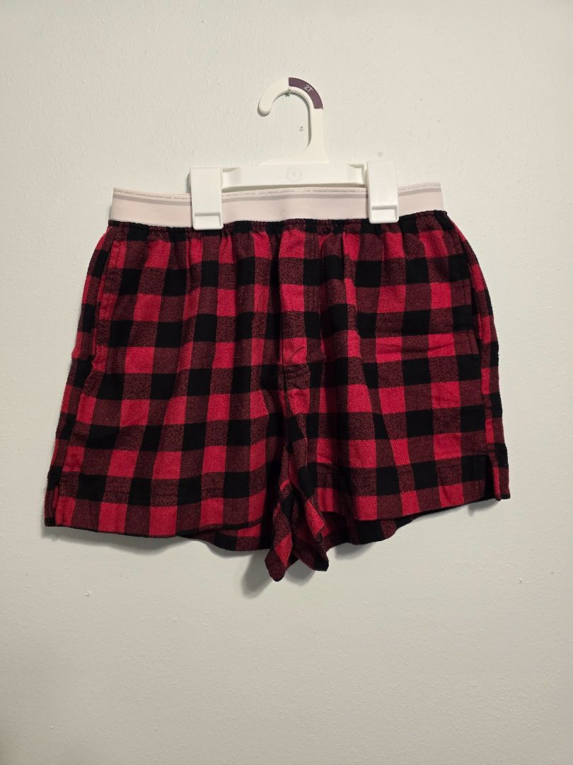 Red/Black Plaid Arizona Lounge Shorts, Medium