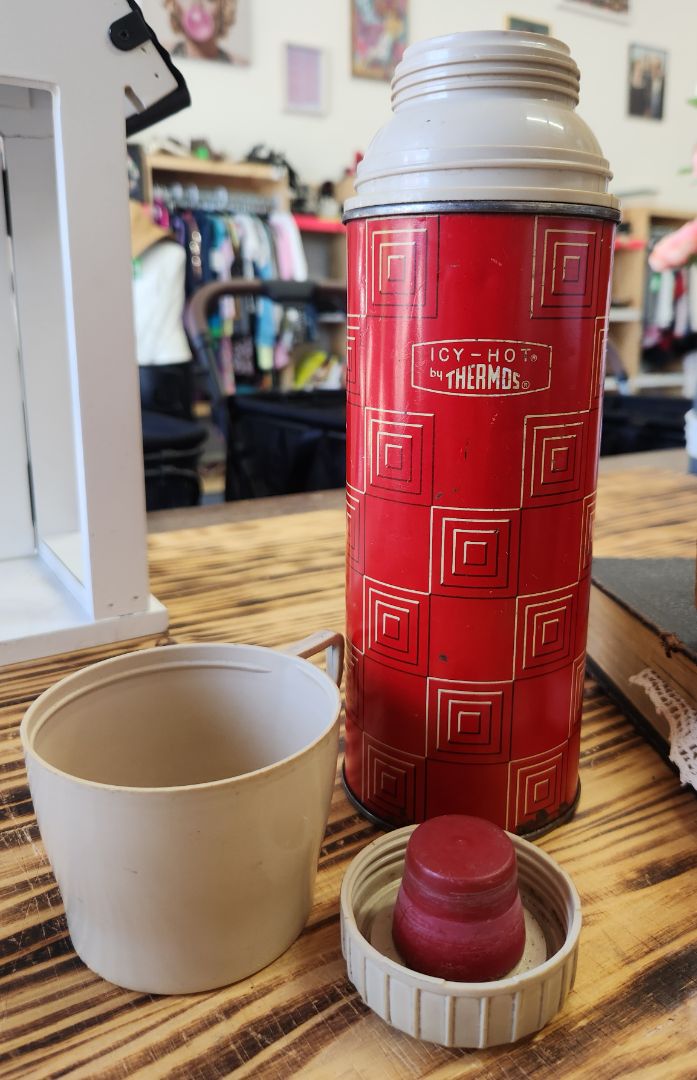 Thermos Icy -Hot 1 Pint Vintage