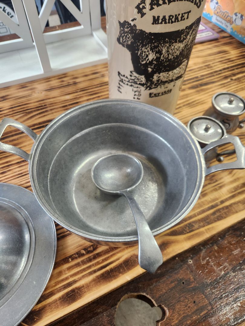 Vintage Wilton Armetale