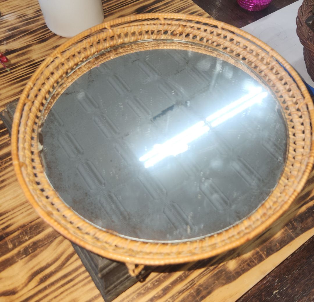 Vintage Woven Tray w/Glass Insert