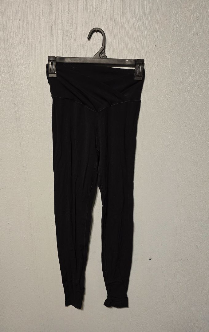 Offline by Aerie Leggings, Small,Black, Amira’s closet