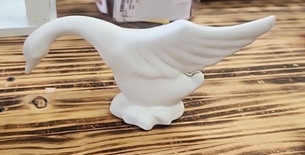 Vintage Royal Haeger White Ivory Swan Bird Matte MCM Figurine