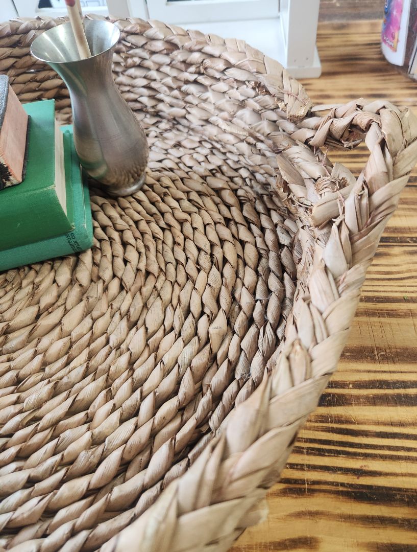 Decor Large Round Woven Basket w/Handles