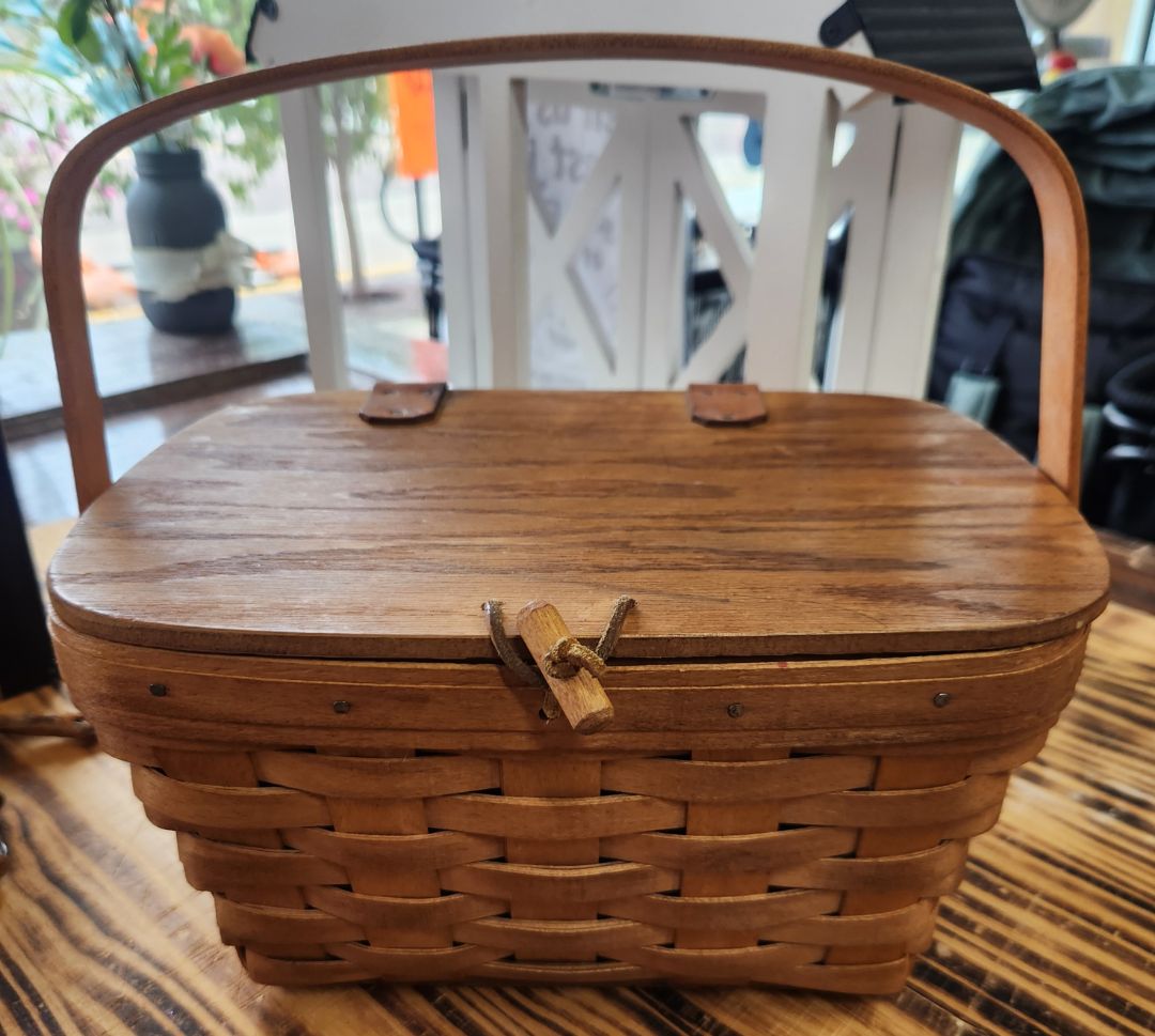 Vintage Longaberger Handmade Basket, DCH Family LLC