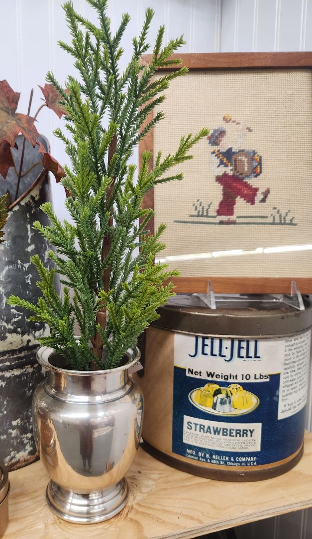 Silver Vase Decor, DCH Family LLC