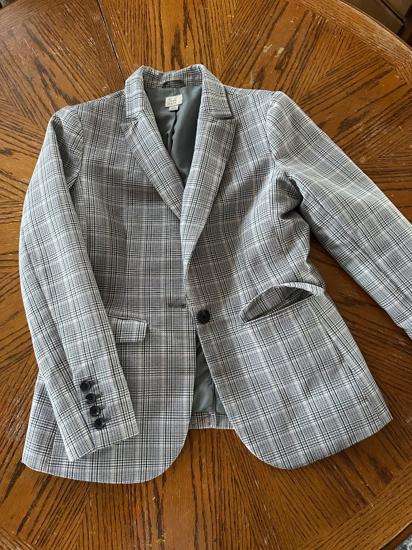 Multi color Target Women’s blazer, 6