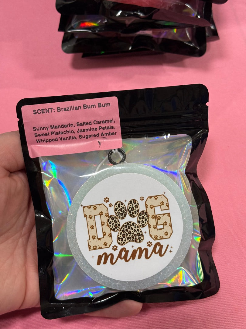 Dog Mama Freshie, Small Circle