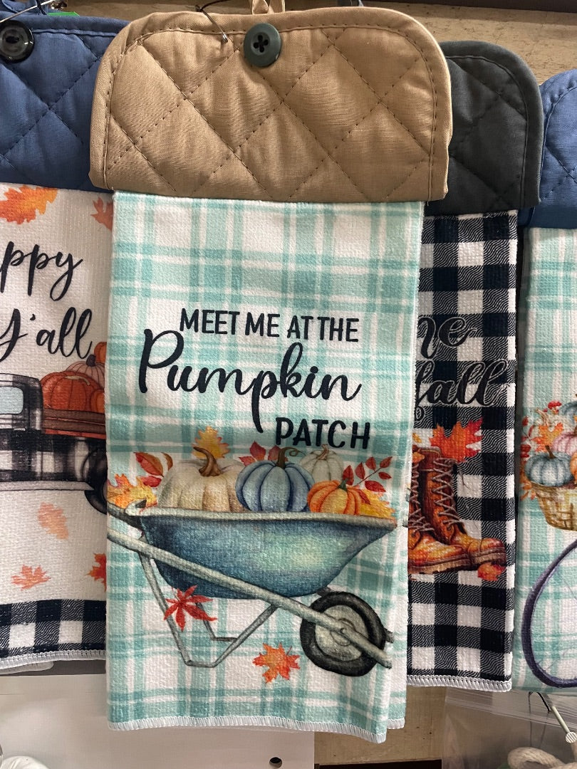 Tan "Meet me at the Pumpkin Patch" Kitchen Towel w/ Pot Holder