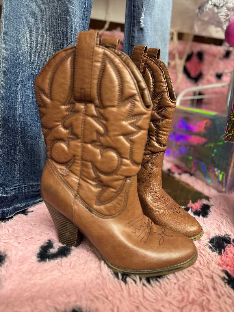 Brown XXI Cowgirl boots, 10