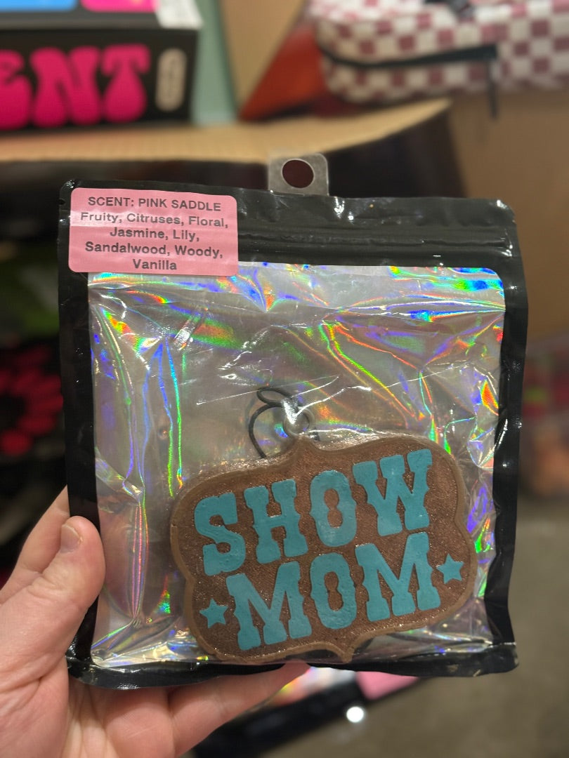Show Mom Freshie, Full Size