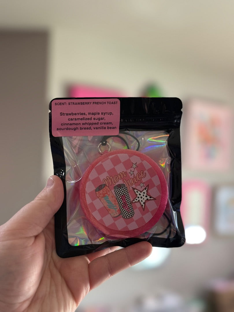 Mom Juice Freshie, Small Circle