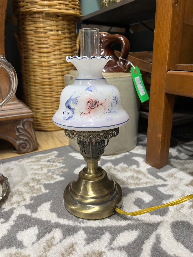 Vtg Parlor Lamp