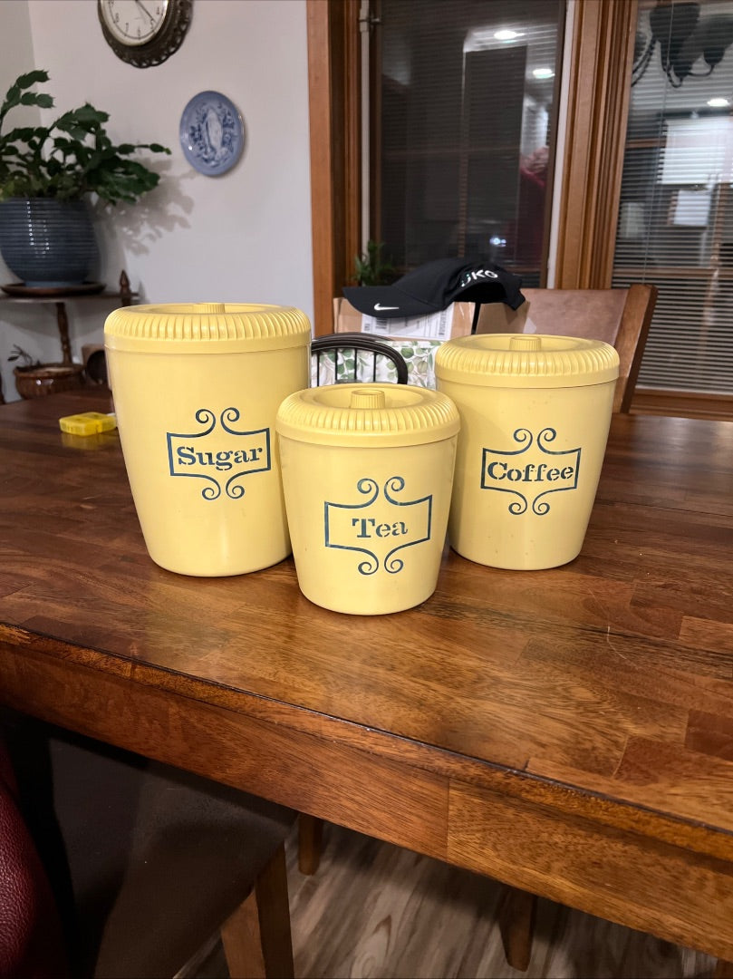 Cannister set