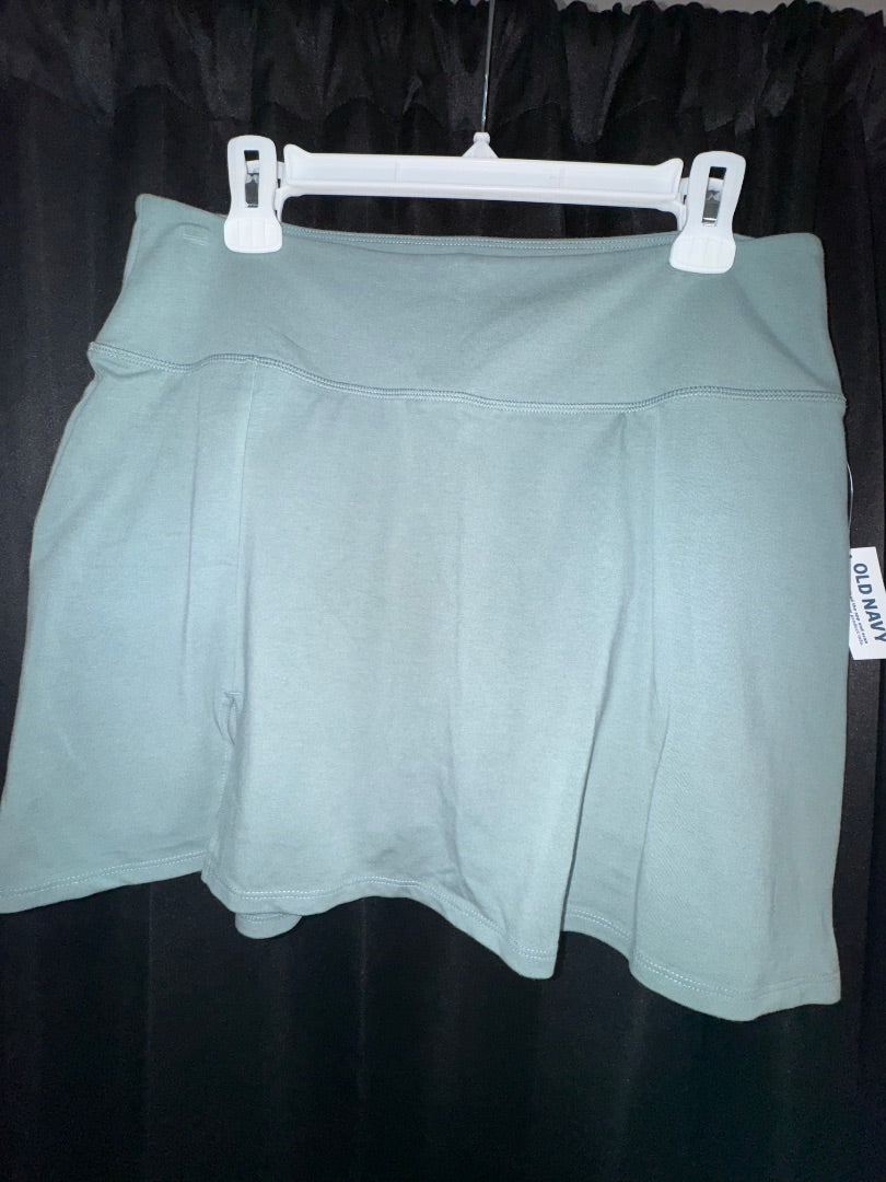 Light green Old Navy Active Active skirt w/ shorts, NWT, L