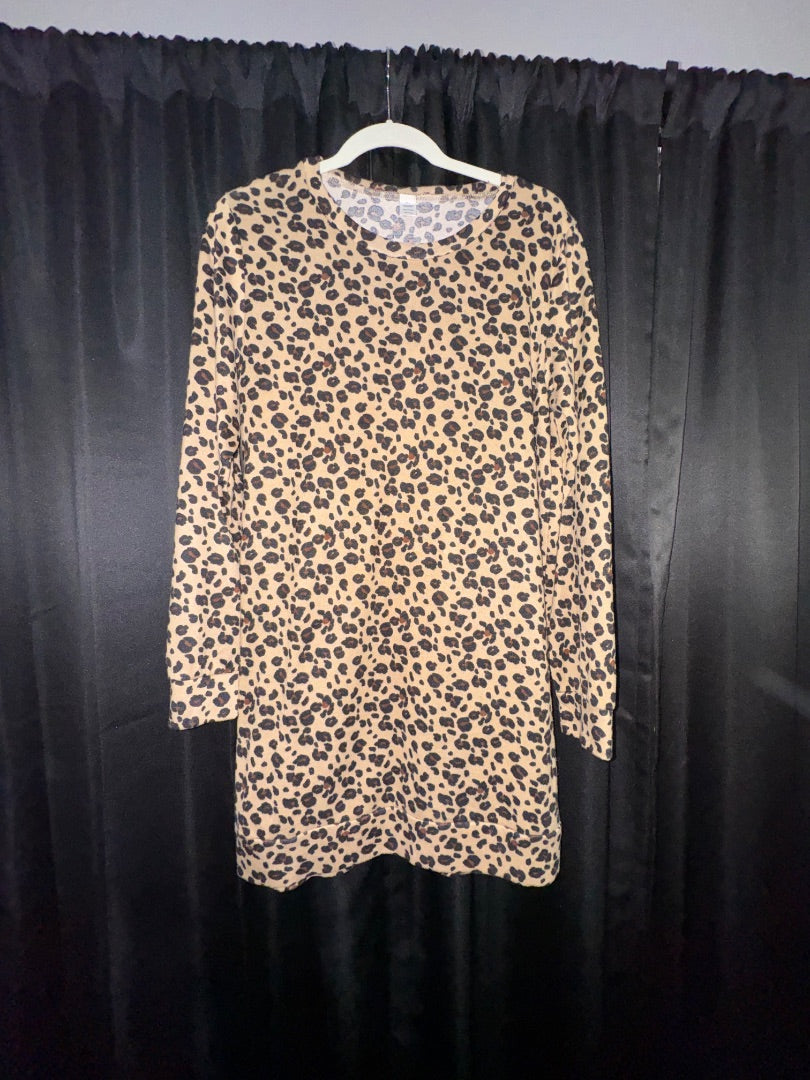Cheetah print, worn once N/A Dress, XL