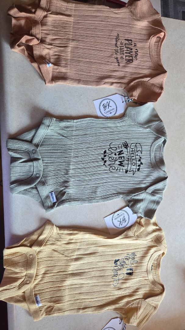 Multi NA Onesie, 0-3 mo