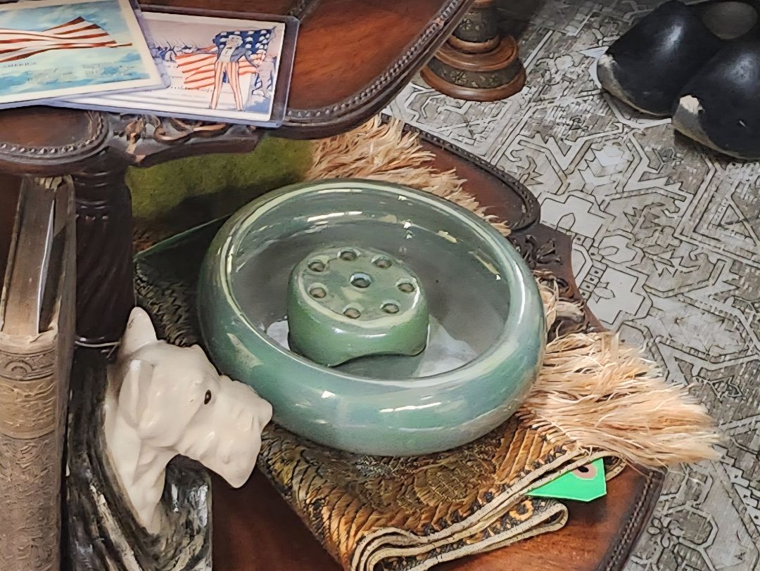 Vintage Weller Bowl w/Flower Frog