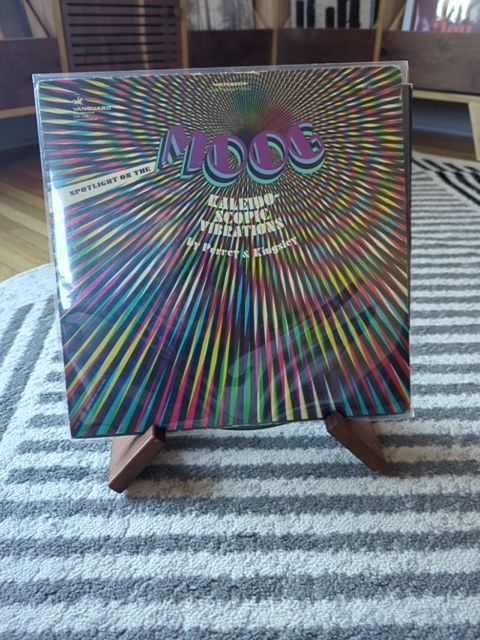 Vinyl Moog kaleidoscope vibrations