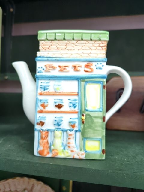 Store Tea Pot