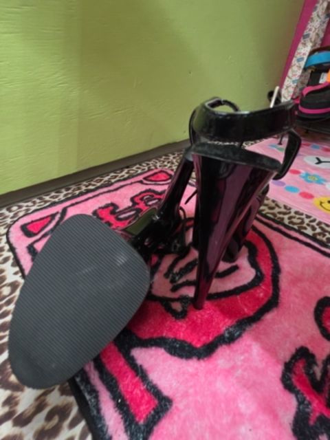 Pleasers Shoes, 11,Black patent, Pixie’s Bizarre Bizaar