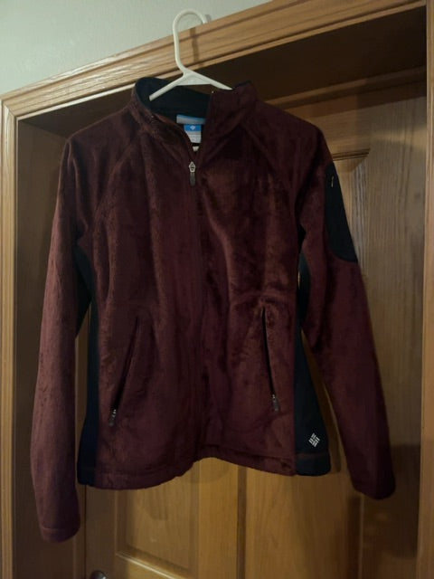 Maroon Columbia Lollie's Closet (FALL), Medium