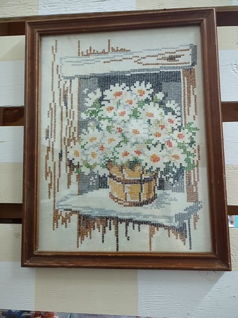 Daisy Cross stitch