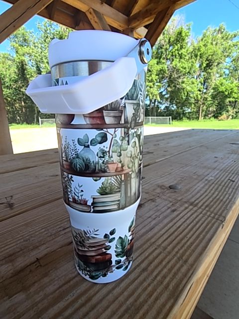 Tumbler Plants/books, 30 oz