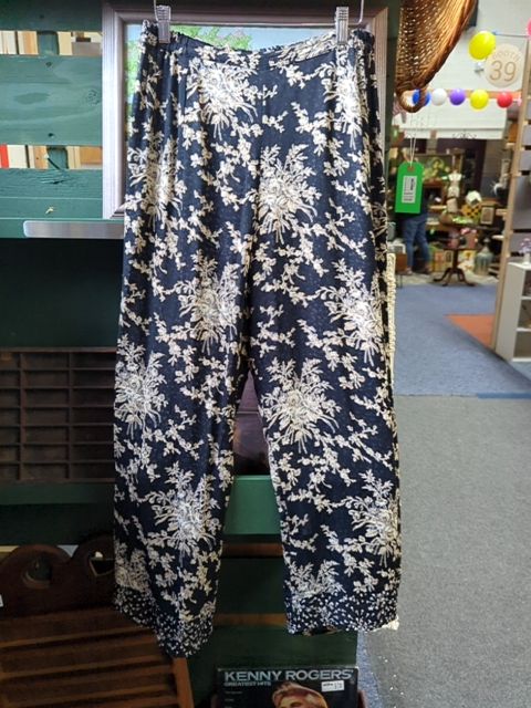 Vintage Clothing Reversable Pants, M/L?