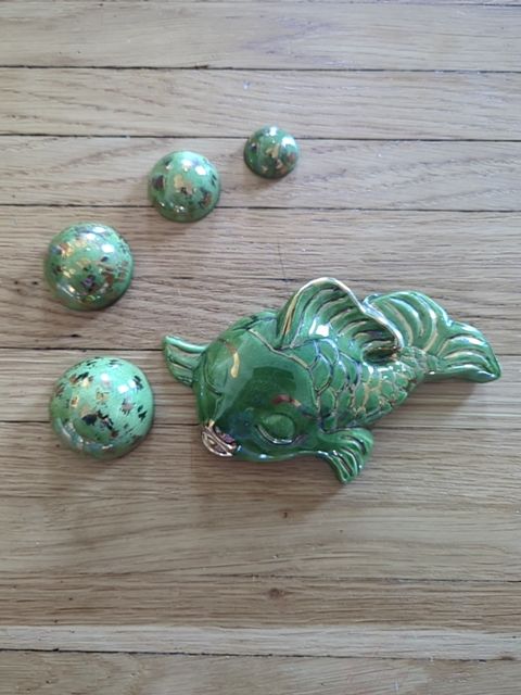 Vintage Fish w/ Bubbles